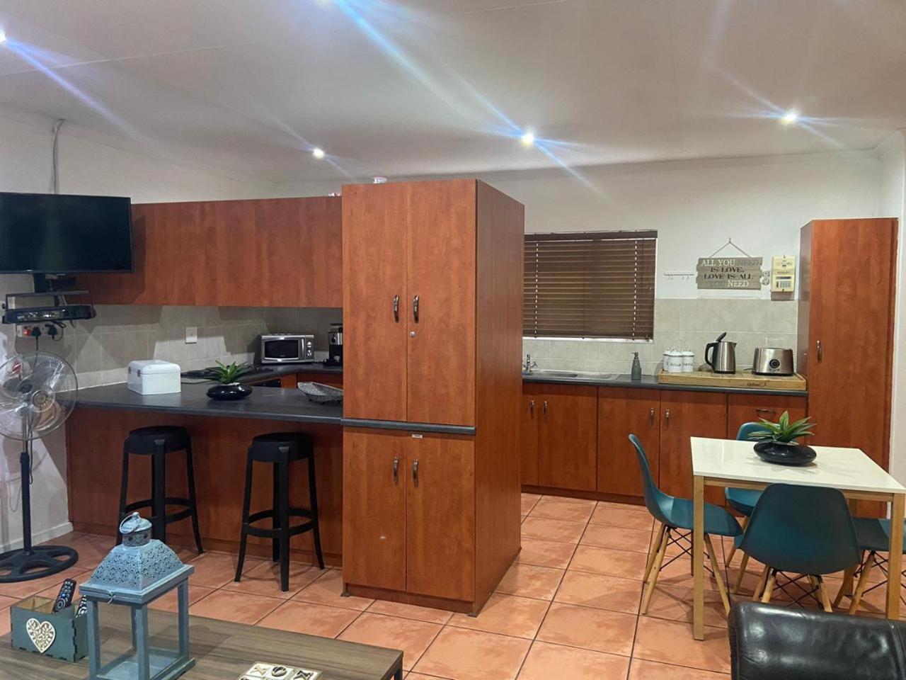 Karoo Heart Apartment Beaufort West Ngoại thất bức ảnh