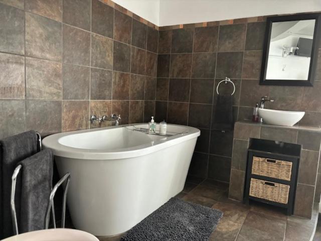 Karoo Heart Apartment Beaufort West Ngoại thất bức ảnh